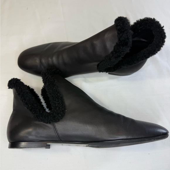 The Row Black Eros Shearling lined booties - Picture 6 of 7